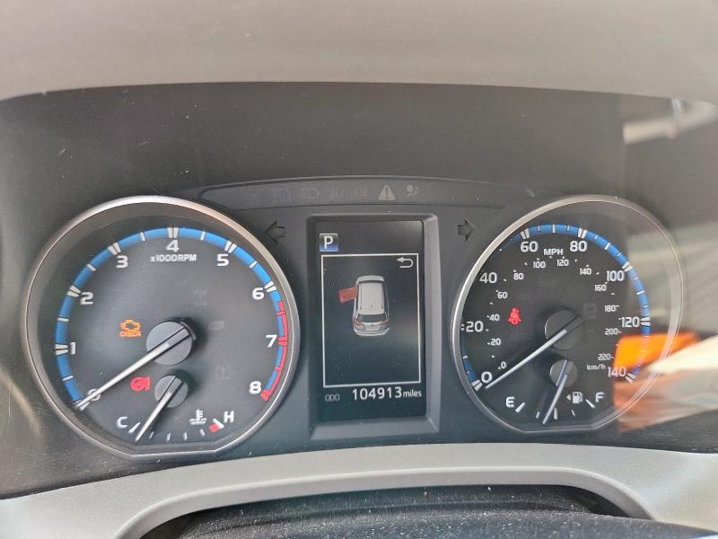 2T3ZFREV1JW451742 - 2018 TOYOTA RAV4 LE Czerwony zdjęcie 9