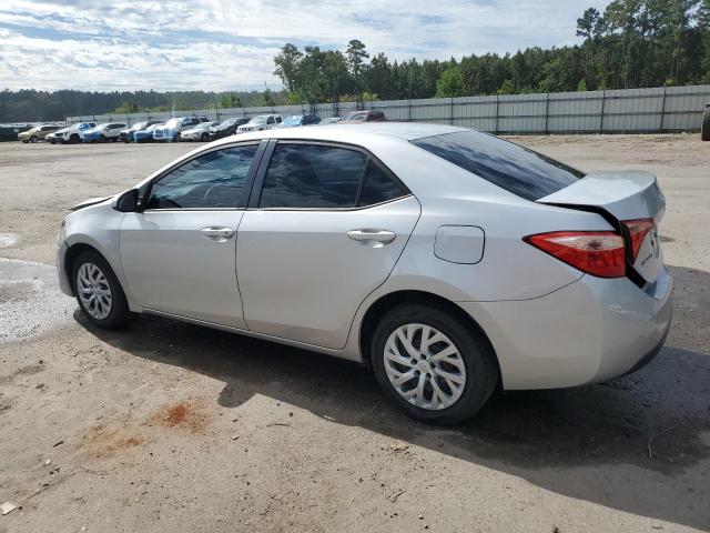 5YFBURHE7KP936594 - 2019 TOYOTA COROLLA L 银色 照片 2