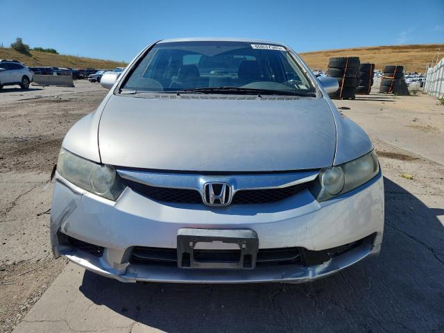 2HGFA1F56AH327999 - 2010 HONDA CIVIC LX 银色 照片 5