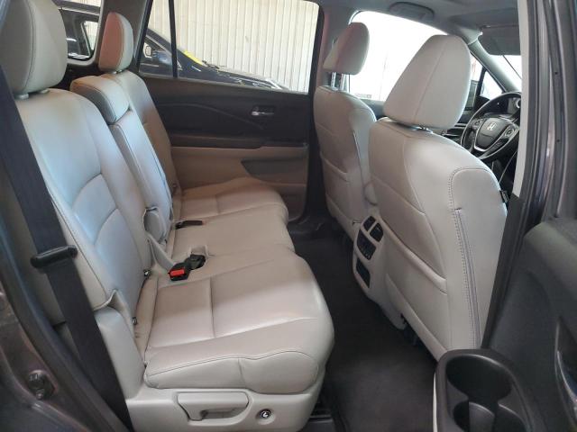 5FNYF6H58JB049762 - 2018 HONDA PILOT EXL GRAY photo 11