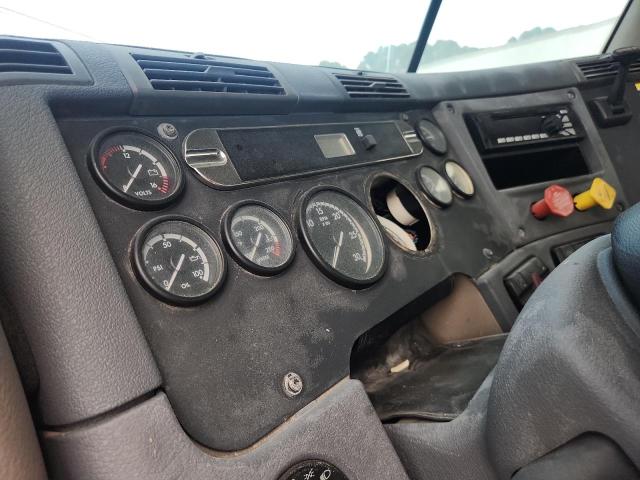 1FUJGEDV9DLFH0612 - 2013 FREIGHTLINER CASCADIA WHITE photo 8