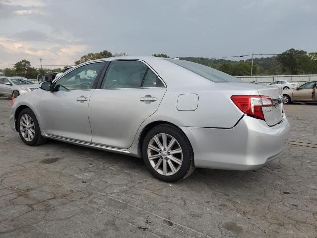 4T1BF1FK1CU070878 - 2012 TOYOTA CAMRY BASE SILVER photo 2