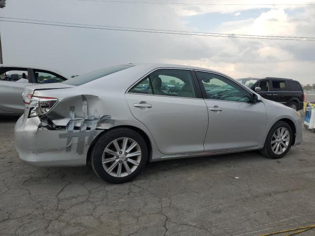 4T1BF1FK1CU070878 - 2012 TOYOTA CAMRY BASE SILVER photo 3