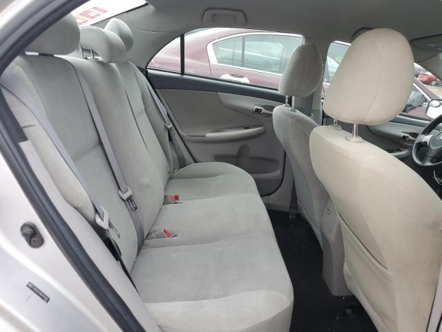 2T1BU4EE8BC610262 - 2011 TOYOTA COROLLA BASE SILVER photo 10