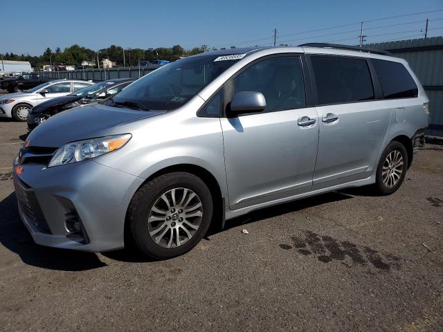 2019 TOYOTA SIENNA XLE, 