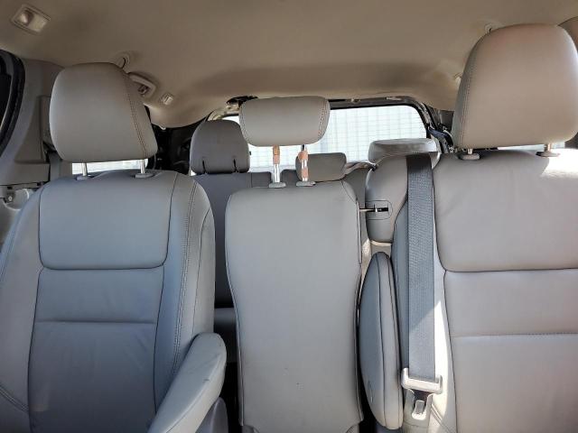 5TDYZ3DC7KS967218 - 2019 TOYOTA SIENNA XLE Gümüş foto 10