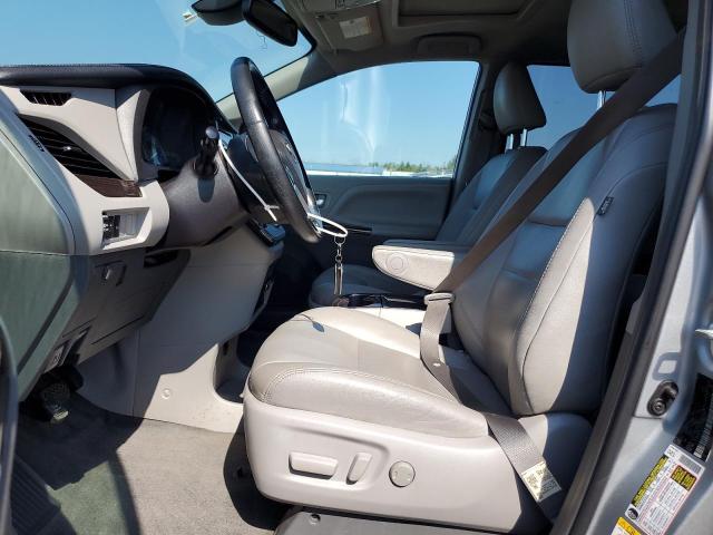 5TDYZ3DC7KS967218 - 2019 TOYOTA SIENNA XLE Gümüş foto 7