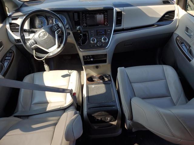 5TDYZ3DC7KS967218 - 2019 TOYOTA SIENNA XLE Gümüş foto 8