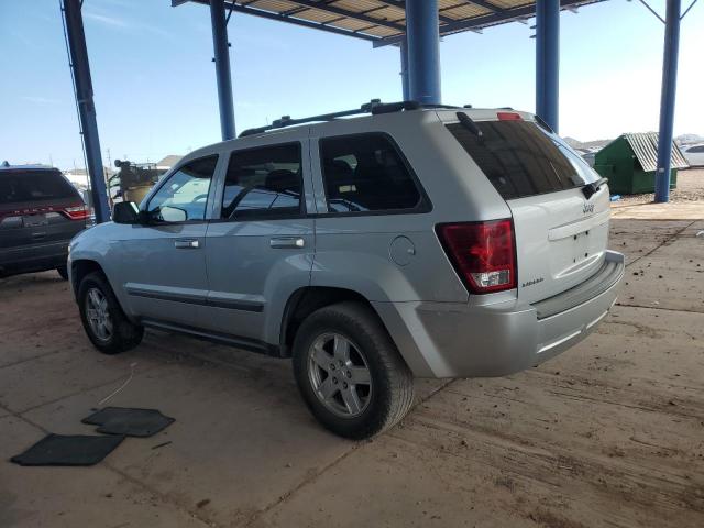 1J8GS48K47C562507 - 2007 JEEP GRAND CHEROKEE LAREDO 银色 照片 2