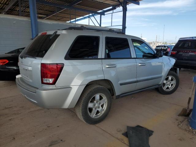 1J8GS48K47C562507 - 2007 JEEP GRAND CHEROKEE LAREDO 银色 照片 3