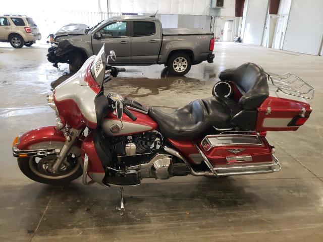 1HD1FCW1X4Y613334 - 2004 HARLEY-DAVIDSON FLHTCUI RED photo 3