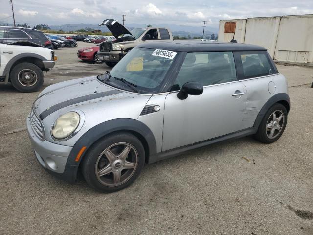 2010 MINI COOPER, 
