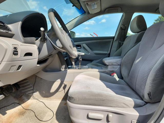 4T1BF3EK4AU026528 - 2010 TOYOTA CAMRY BASE SILVER photo 7