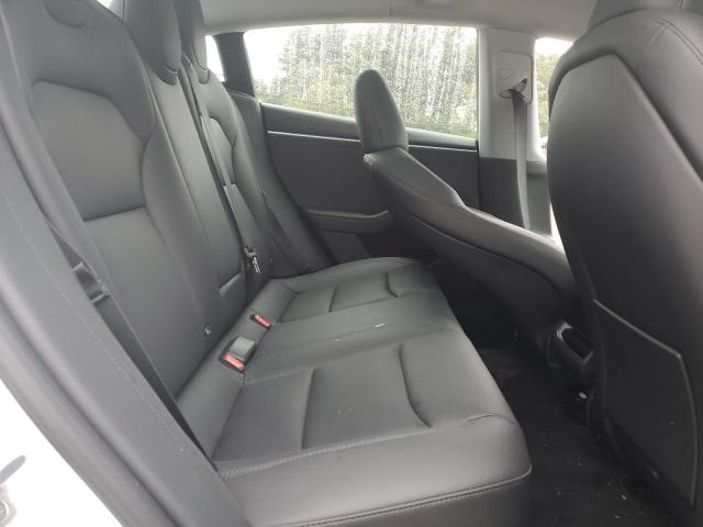 5YJ3E1EB0SF932878 - 2025 TESLA MODEL 3 WHITE photo 10