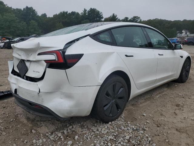 5YJ3E1EB0SF932878 - 2025 TESLA MODEL 3 WHITE photo 3