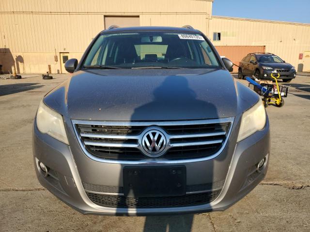 WVGAV7AX1BW528068 - 2011 VOLKSWAGEN TIGUAN S Сұр фото 5