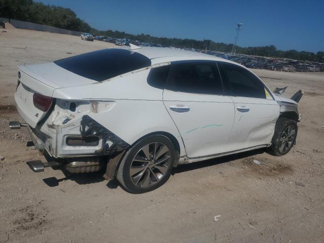 5XXGT4L39KG280652 - 2019 KIA OPTIMA LX WHITE photo 3