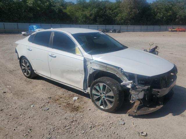 5XXGT4L39KG280652 - 2019 KIA OPTIMA LX WHITE photo 4