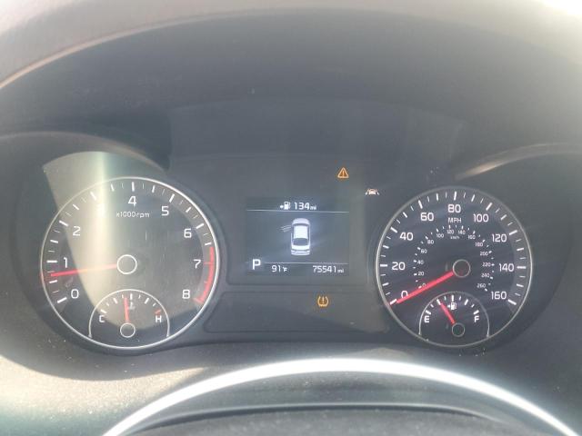 5XXGT4L39KG280652 - 2019 KIA OPTIMA LX WHITE photo 9