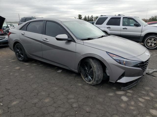 KMHLM4AG7MU149441 - 2021 HYUNDAI ELANTRA SEL GRAY photo 4