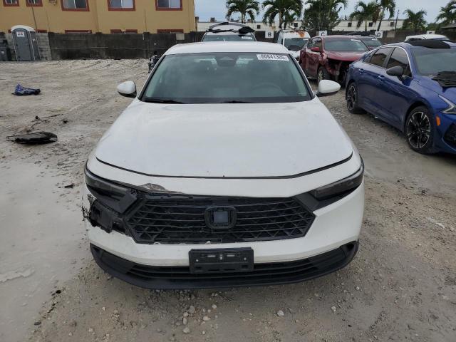 1HGCY1F21RA009299 - 2024 HONDA ACCORD LX WHITE photo 5