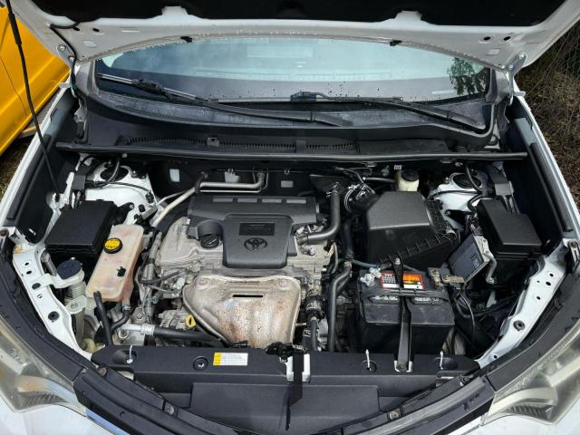 2T3WFREV0GW284804 - 2016 TOYOTA RAV4 XLE WHITE photo 7