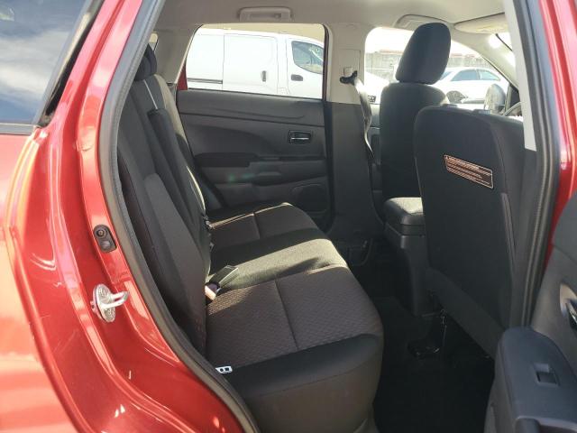 JA4AP3AU2JU007393 - 2018 MITSUBISHI OUTLANDER ES RED photo 11