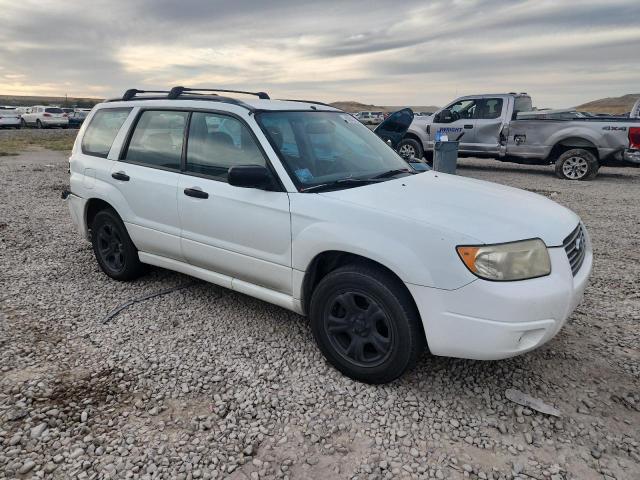 JF1SG63696H730609 - 2006 SUBARU FORESTER 2.5X WHITE photo 4