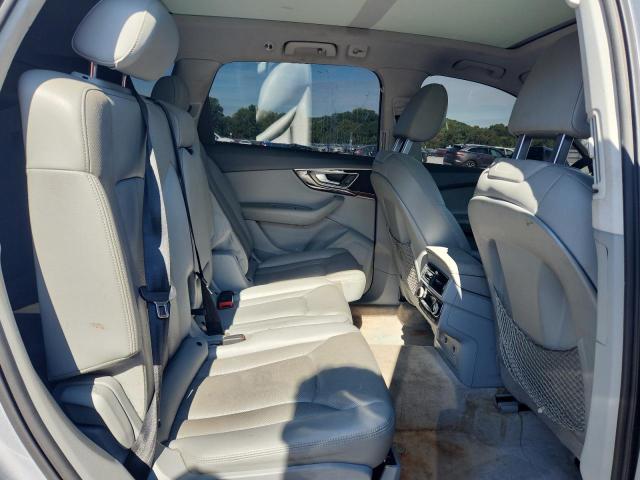 WA1VAAF78JD022863 - 2018 AUDI Q7 PRESTIGE SILVER photo 11