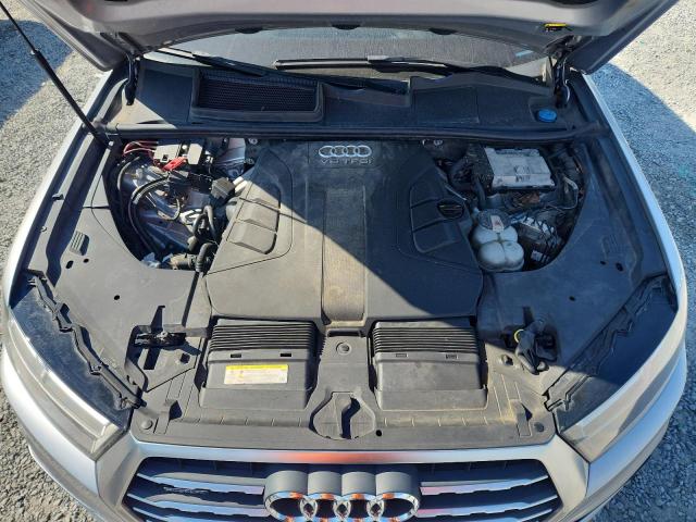 WA1VAAF78JD022863 - 2018 AUDI Q7 PRESTIGE SILVER photo 12
