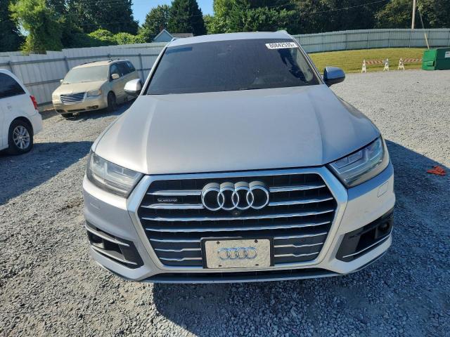 WA1VAAF78JD022863 - 2018 AUDI Q7 PRESTIGE SILVER photo 5
