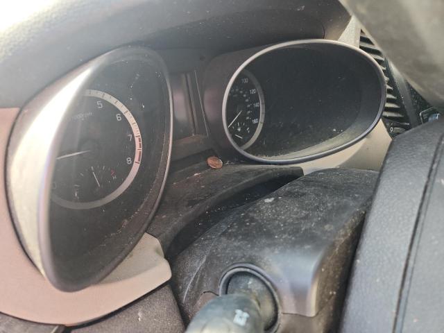 5NMZTDLB9JH075008 - 2018 HYUNDAI SANTA FE S WHITE photo 9