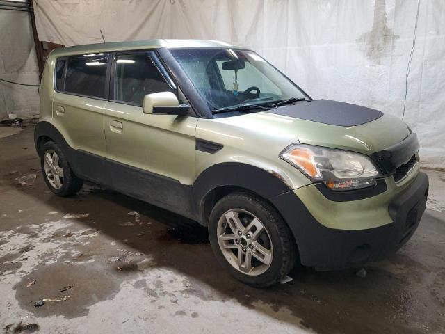 KNDJT2A23A7110511 - 2010 KIA SOUL + GREEN photo 4