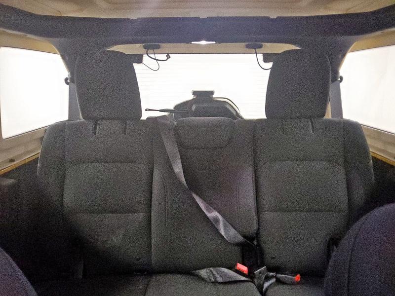 1C4HJXDG1JW298136 - 2018 JEEP WRANGLER U SPORT Դեղին լուսանկար 10