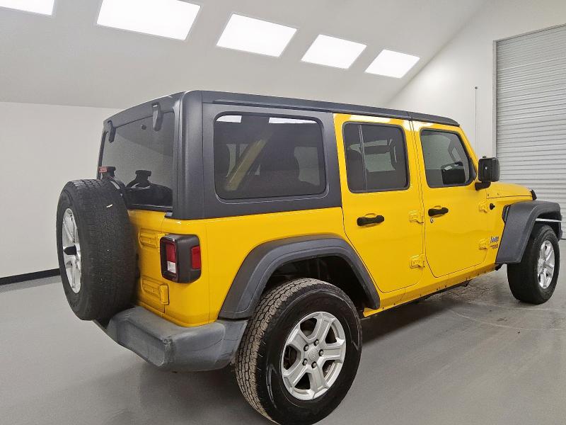 1C4HJXDG1JW298136 - 2018 JEEP WRANGLER U SPORT Դեղին լուսանկար 3