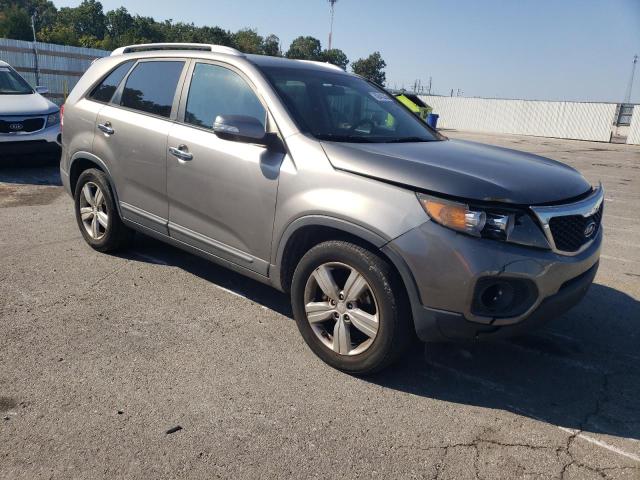 5XYKU3A60CG256266 - 2012 KIA SORENTO EX GRAY photo 4