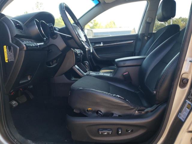 5XYKU3A60CG256266 - 2012 KIA SORENTO EX GRAY photo 7