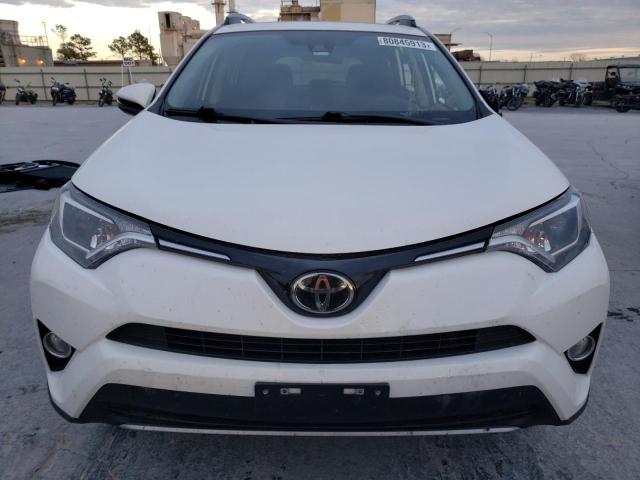 2T3WFREV5HW392899 - 2017 TOYOTA RAV4 XLE WHITE photo 5