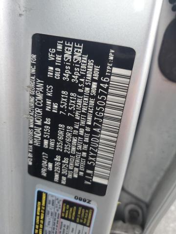 5XYZUDLA7JG505746 - 2018 HYUNDAI SANTA FE S SILVER photo 13