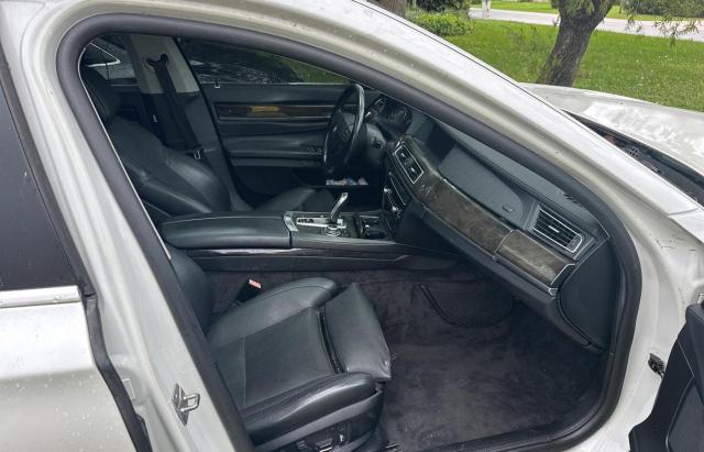 WBAKB8C50BC852016 - 2011 BMW 750 LI WHITE photo 5