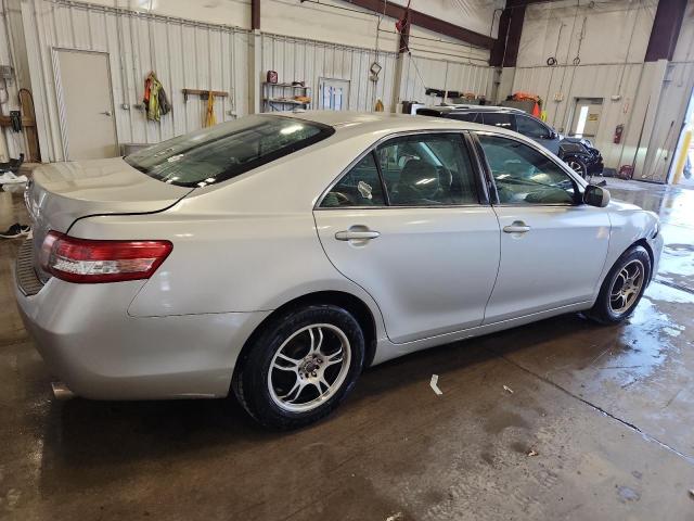 4T4BF3EK3BR089563 - 2011 TOYOTA CAMRY BASE 银色 照片 3