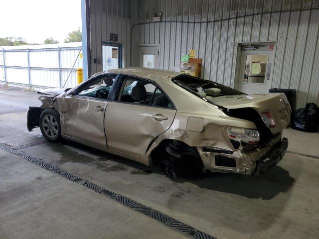 4T1BF3EK3BU218802 - 2011 TOYOTA CAMRY BASE ذهبي صورة 2