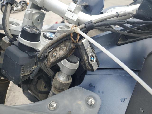 WB10A120XGZ665538 - 2016 BMW R1200 GS ADVENTURE SILVER photo 8