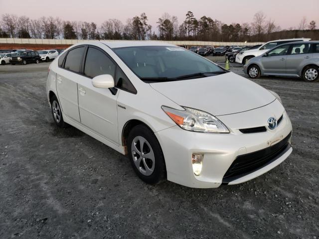 JTDKN3DU4F1918801 - 2015 TOYOTA PRIUS WHITE photo 4