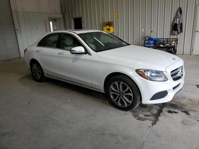 55SWF4KB7JU239772 - 2018 MERCEDES-BENZ C 300 4MATIC WHITE photo 4