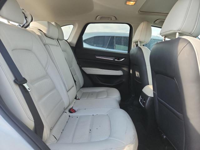 JM3KFBDM6K1692494 - 2019 MAZDA CX-5 GRAND TOURING WHITE photo 11