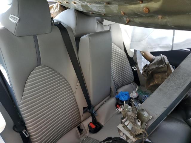 4T1B11HK8JU612972 - 2018 TOYOTA CAMRY L GRAY photo 10