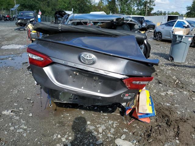 4T1B11HK8JU612972 - 2018 TOYOTA CAMRY L GRAY photo 6