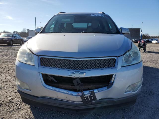 1GNEV33D39S112629 - 2009 CHEVROLET TRAVERSE LTZ SILVER photo 5