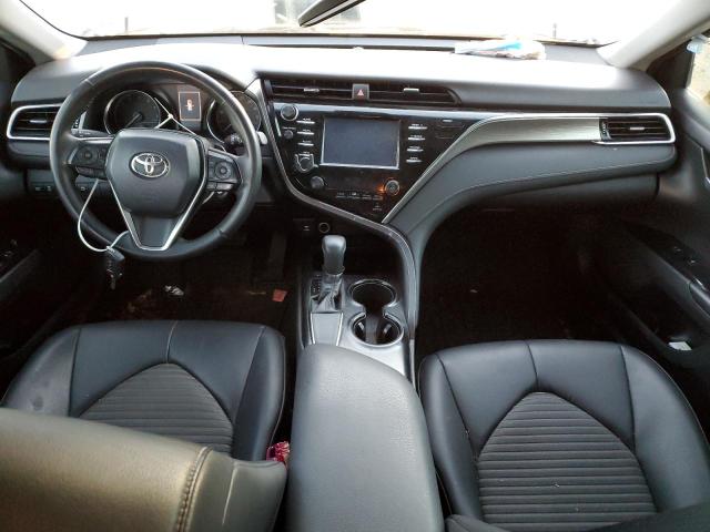 4T1B11HKXJU606963 - 2018 TOYOTA CAMRY L SILVER photo 8